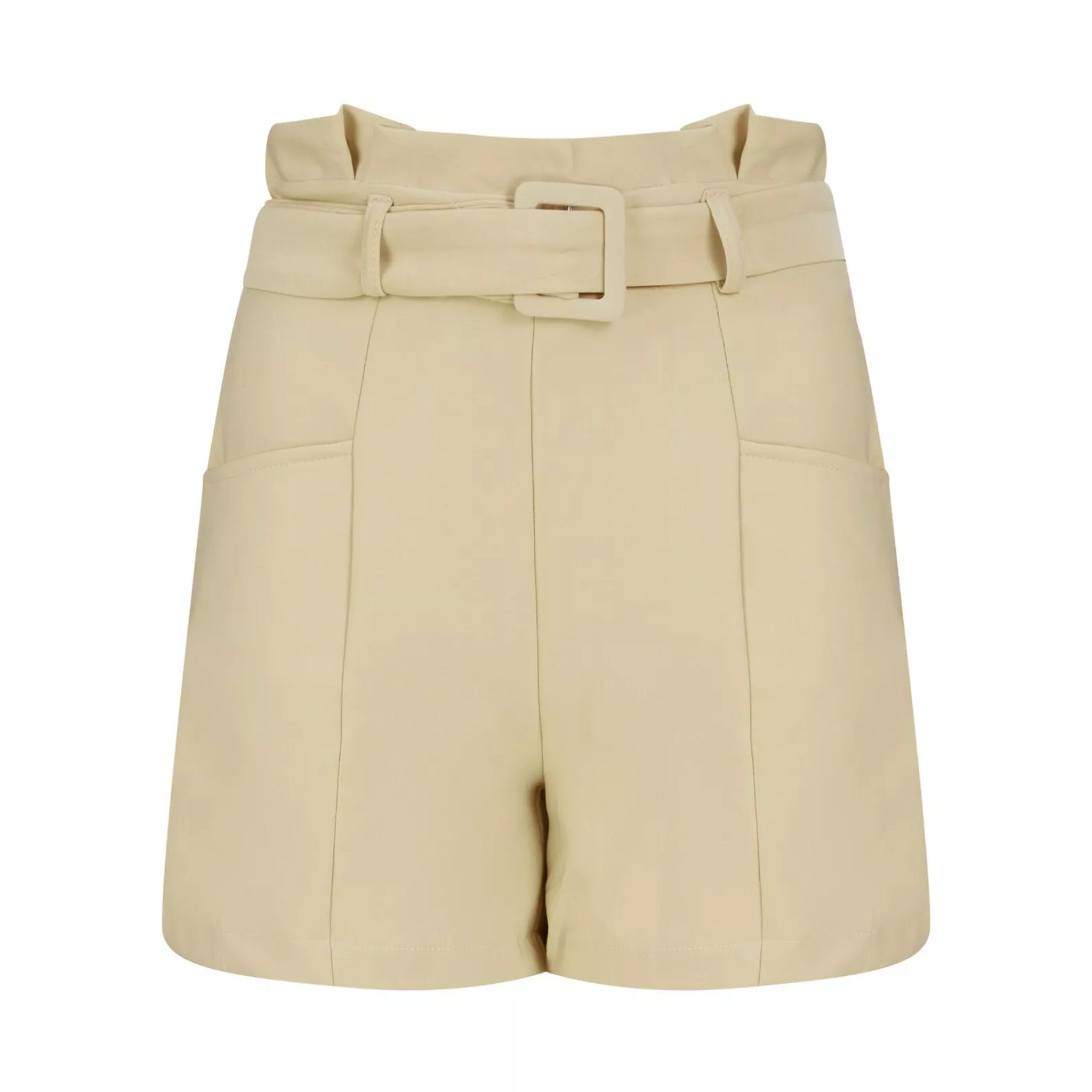 Women's high-waisted belted tailored shorts in cream – smart summer shorts with pockets and pleated front detail